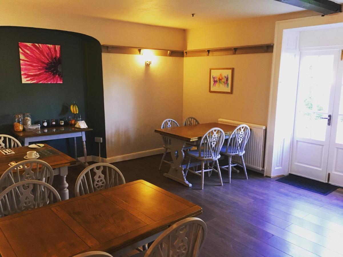 The Greyhound Inn 비데일 외부 사진